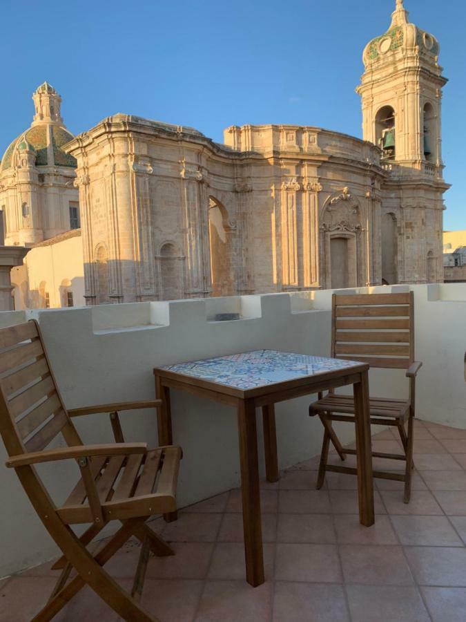 Central Cathedral Penthouse Lägenhet Trapani Exteriör bild